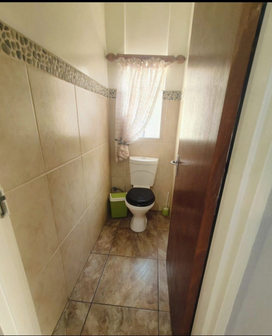 4 Bedroom Property for Sale in Sasolburg Ext 15 Free State
